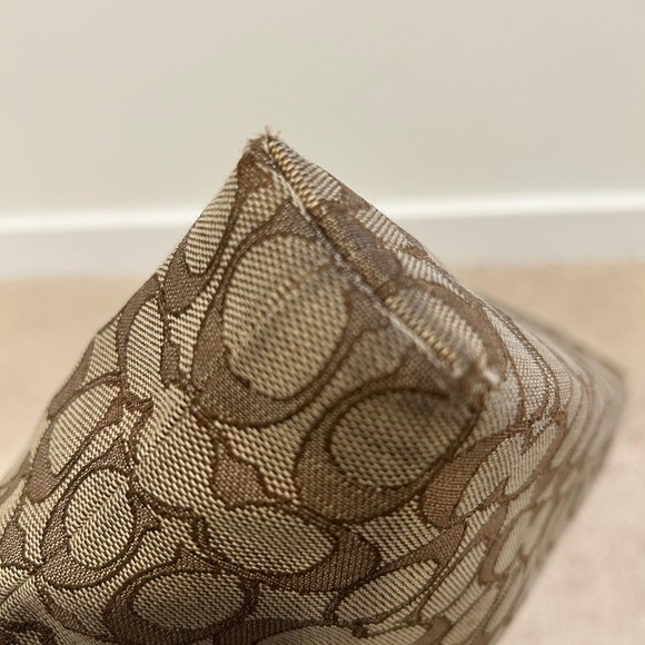 Coach Signature Brown Crossbody Bag - Picture 5 of 7